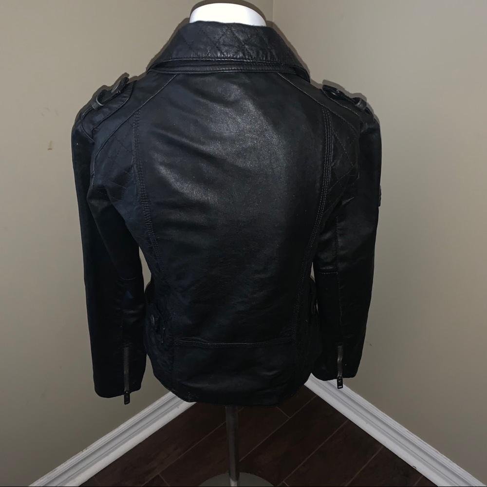Women’s Motorcycle Jacket - Picture 3 of 16